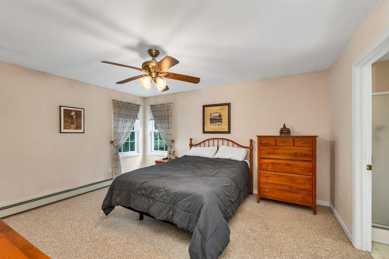 Seabrook, New Hampshire, 03874, United States, 3 Bedrooms Bedrooms, ,2 BathroomsBathrooms,Residential,For Sale,1986462