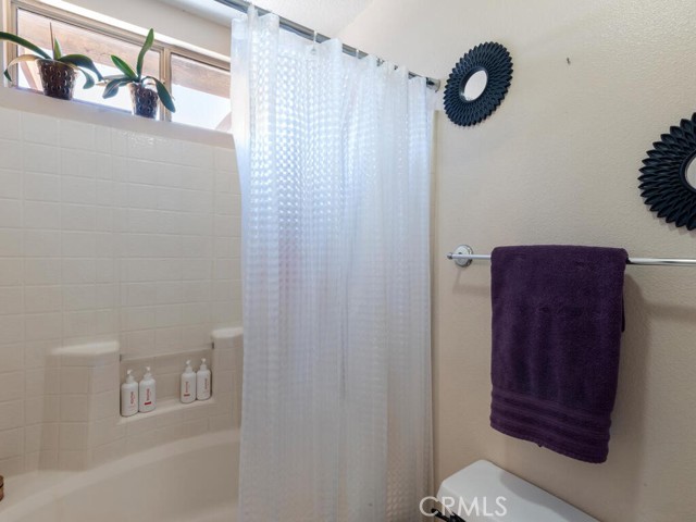 Temecula, California, 92591, United States, 3 Bedrooms Bedrooms, ,2 BathroomsBathrooms,Residential,For Sale,1977401