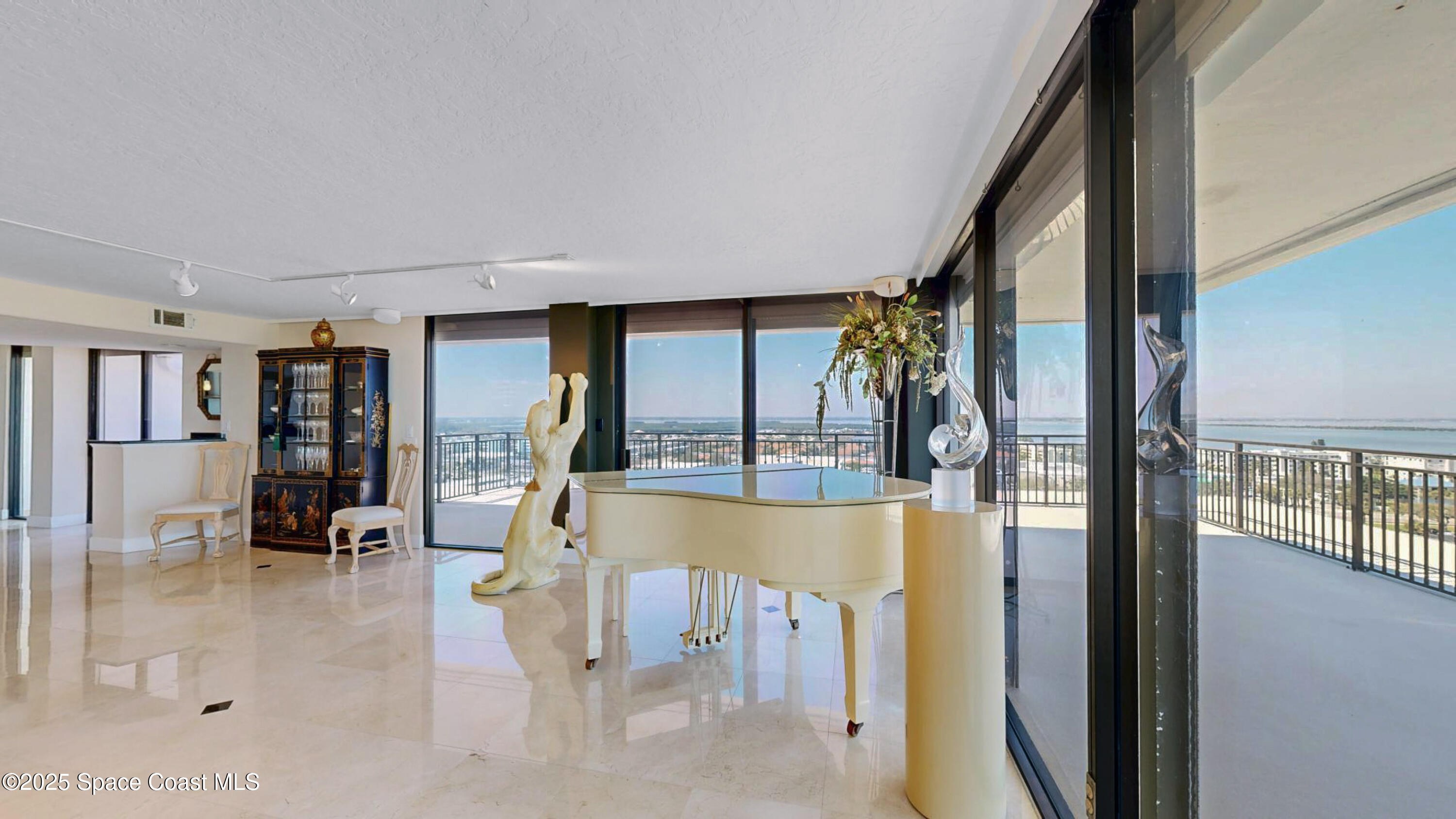 Cocoa Beach, Florida, 32931, United States, 2 Bedrooms Bedrooms, ,2 BathroomsBathrooms,Residential,For Sale,1991953