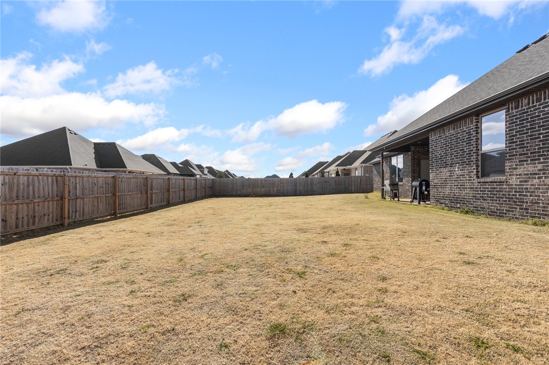 Pea Ridge, Arkansas, 72751, United States, 4 Bedrooms Bedrooms, ,3 BathroomsBathrooms,Residential,For Sale,1995681