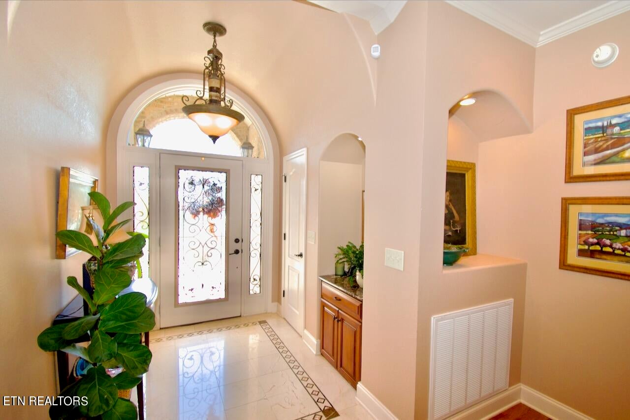 118 Oohleeno Way, Loudon, Tennessee, 37774, United States, 4 Bedrooms Bedrooms, ,3 BathroomsBathrooms,Residential,For Sale,118 Oohleeno Way,1640247