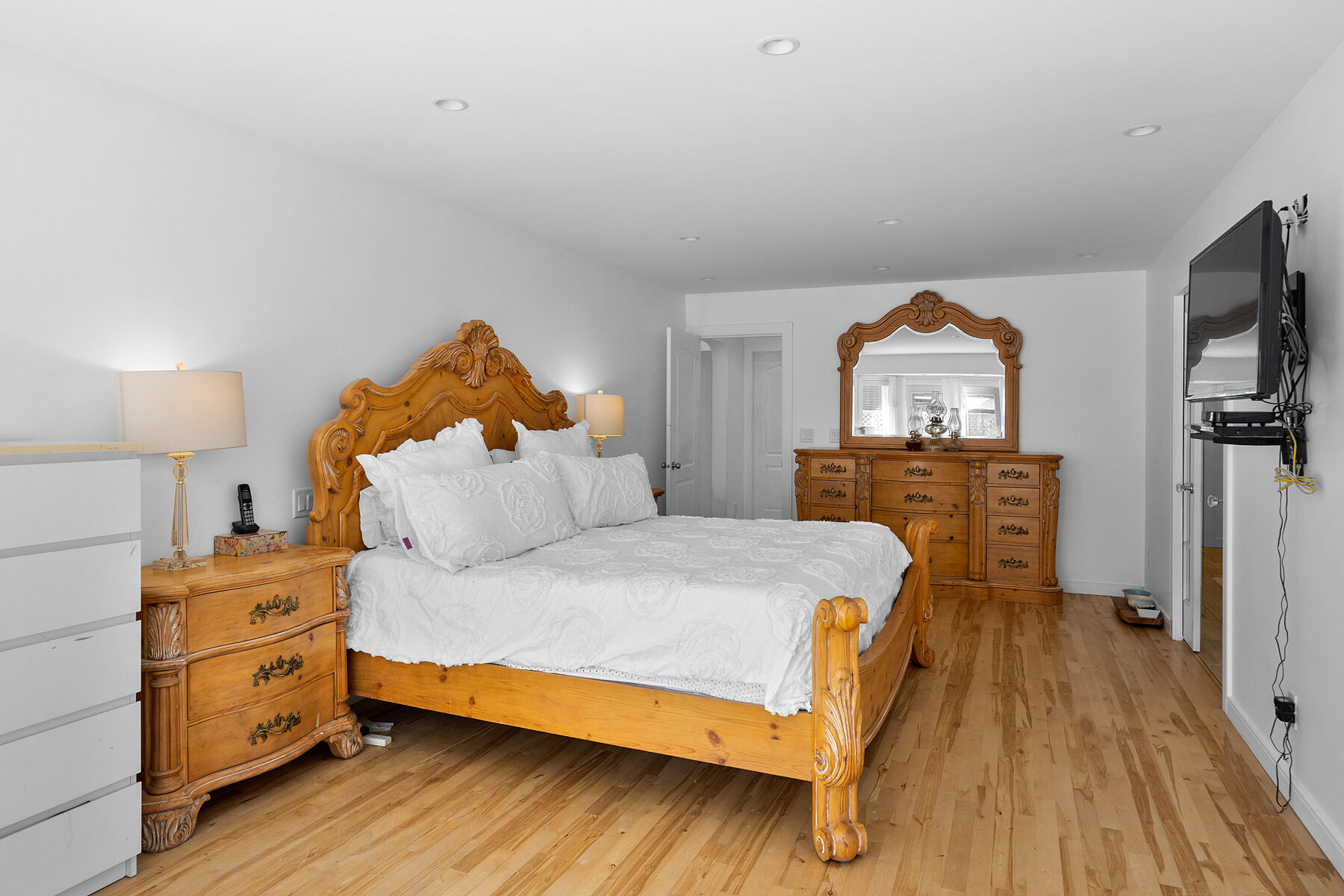  Luxurious Custom Estate - 物件實景