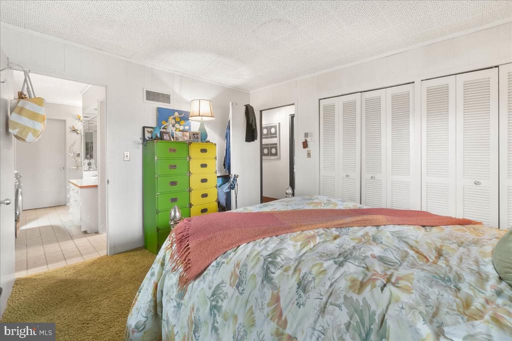 Fayetteville, Pennsylvania, 17222, United States, 3 Bedrooms Bedrooms, ,2 BathroomsBathrooms,Residential,For Sale,1928421
