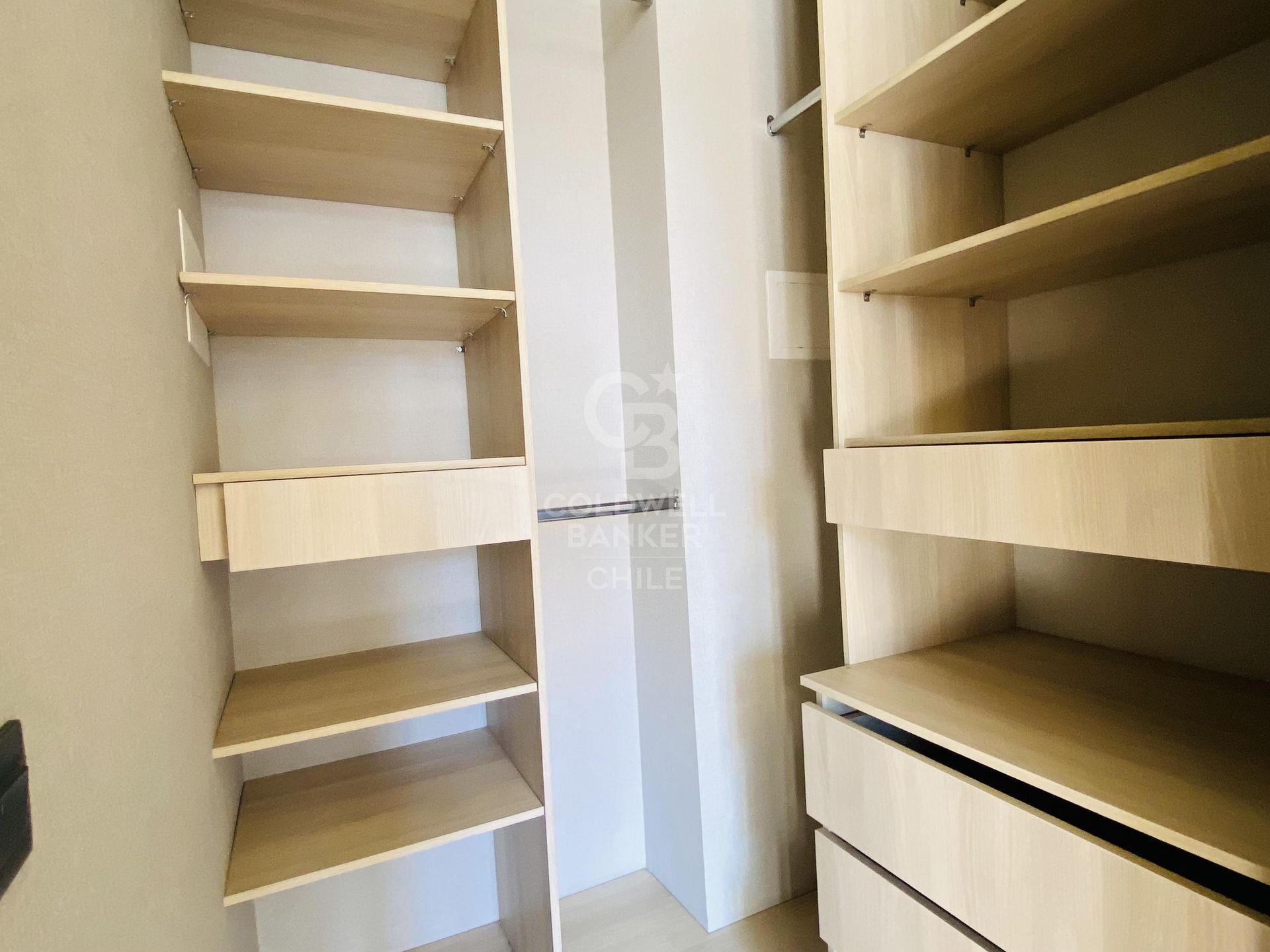 Providencia, Chile, 2 Bedrooms Bedrooms, ,3 BathroomsBathrooms,Residential,For Sale,1751199