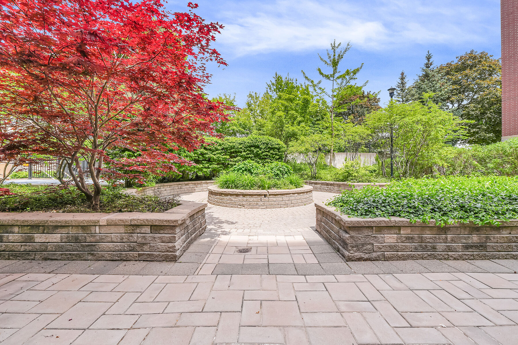  Lawrence Park on Rosewell - 物件實景