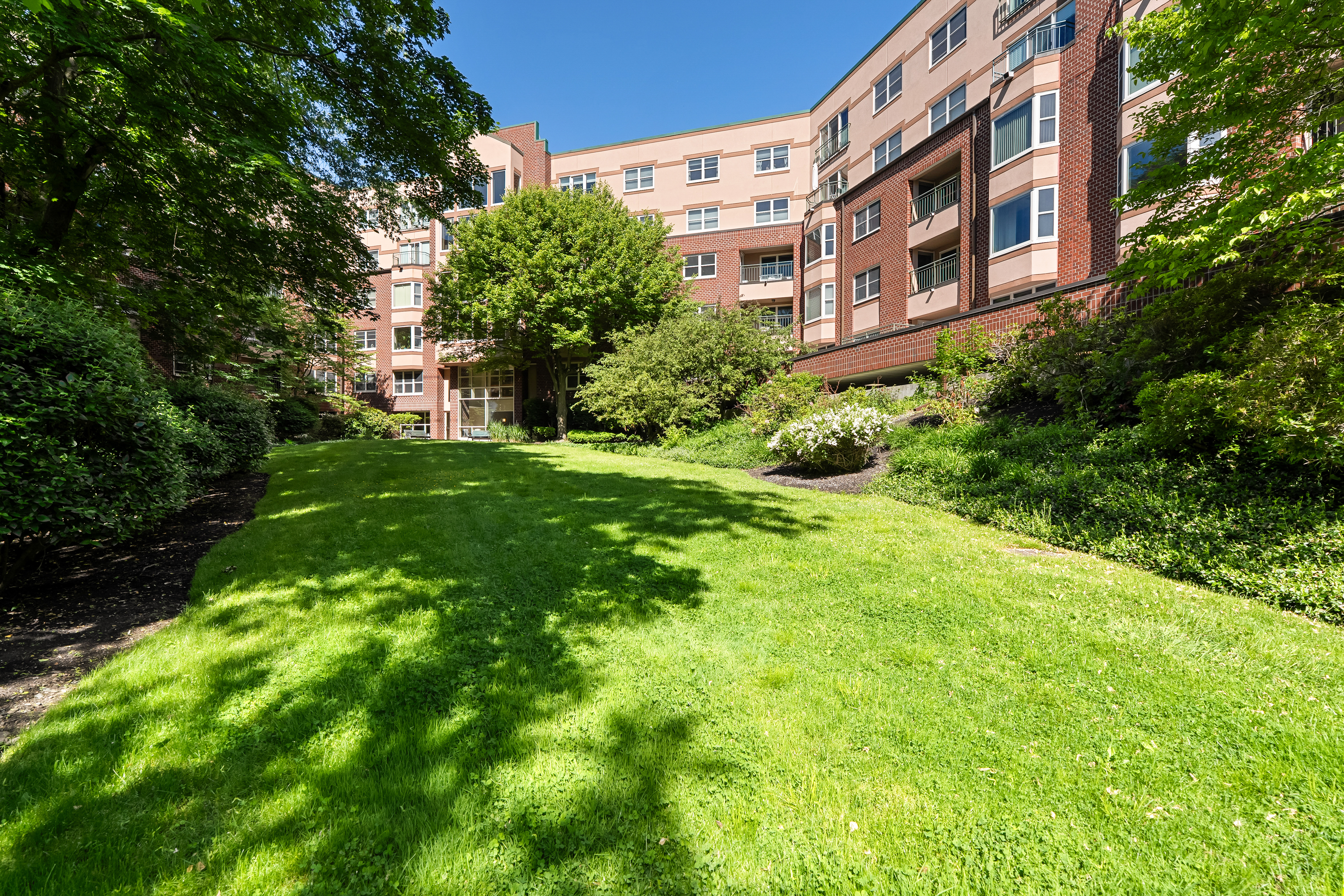  1 Watermill Place, Unit 516, Arlington, MA, 02476 - 物件實景