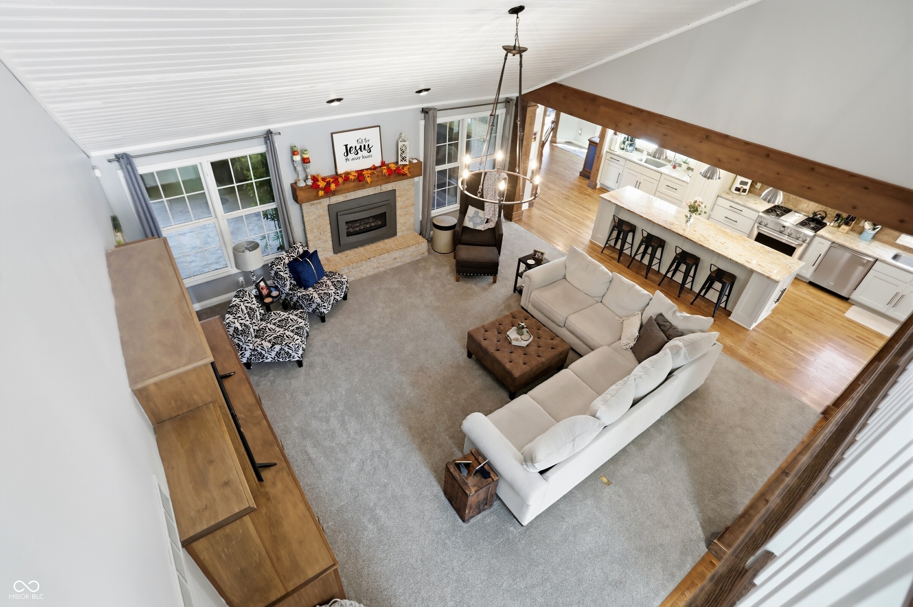 Bargersville, Indiana, 46106, United States, 5 Bedrooms Bedrooms, ,6 BathroomsBathrooms,Residential,For Sale,1992401