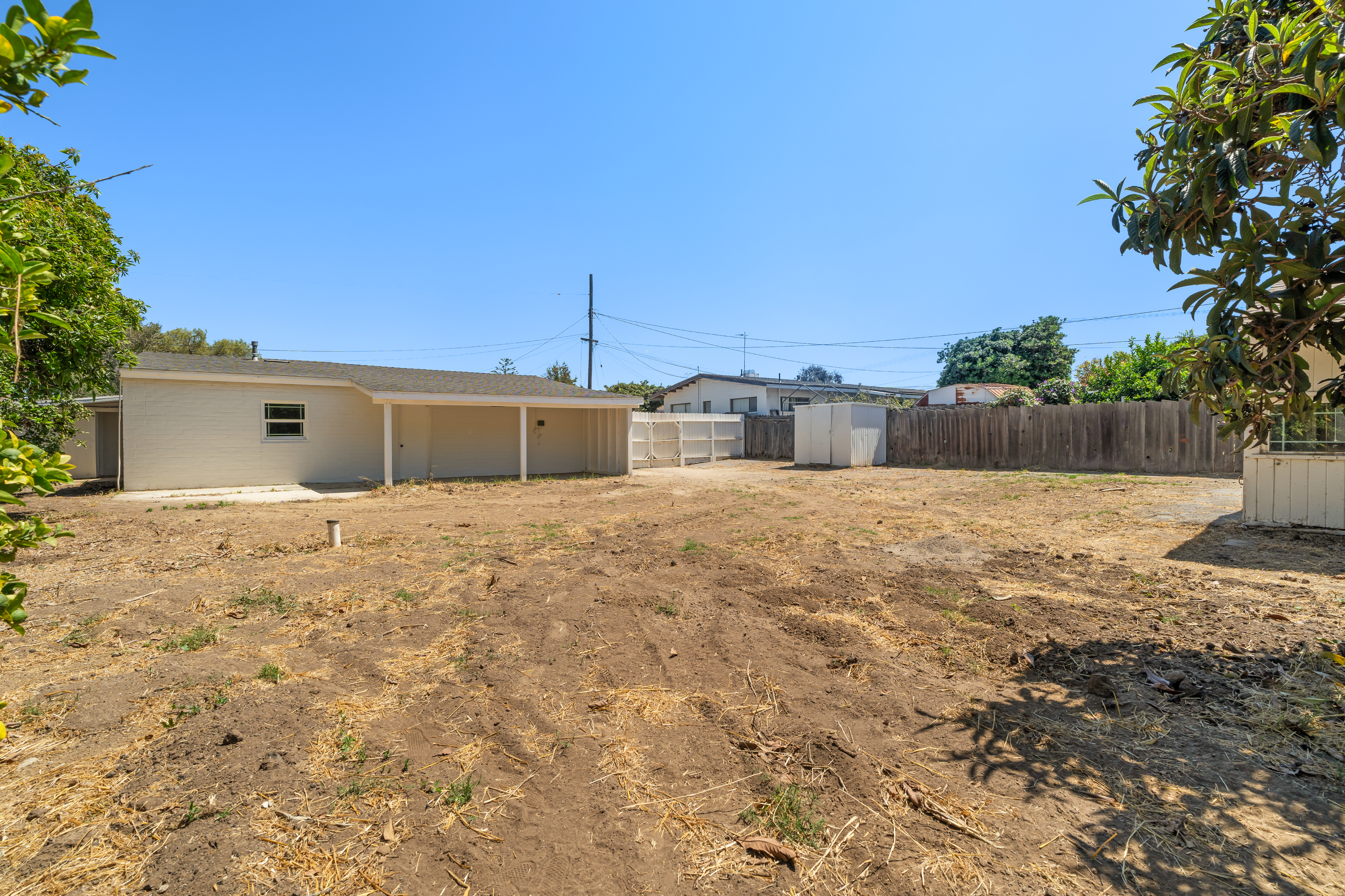  790 South Saticoy Avenue, Ventura, CA 93004 - 物件實景