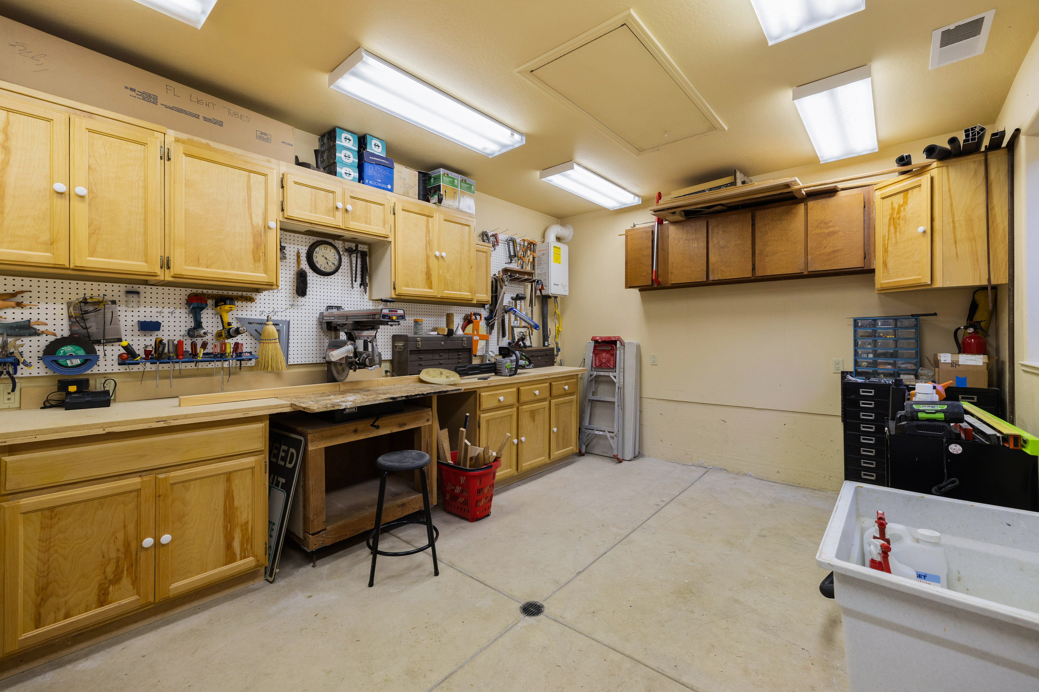  Luxury Mountain Retreat with Guest House on 1 Acre in the Heart of Graeagle - 物件實景