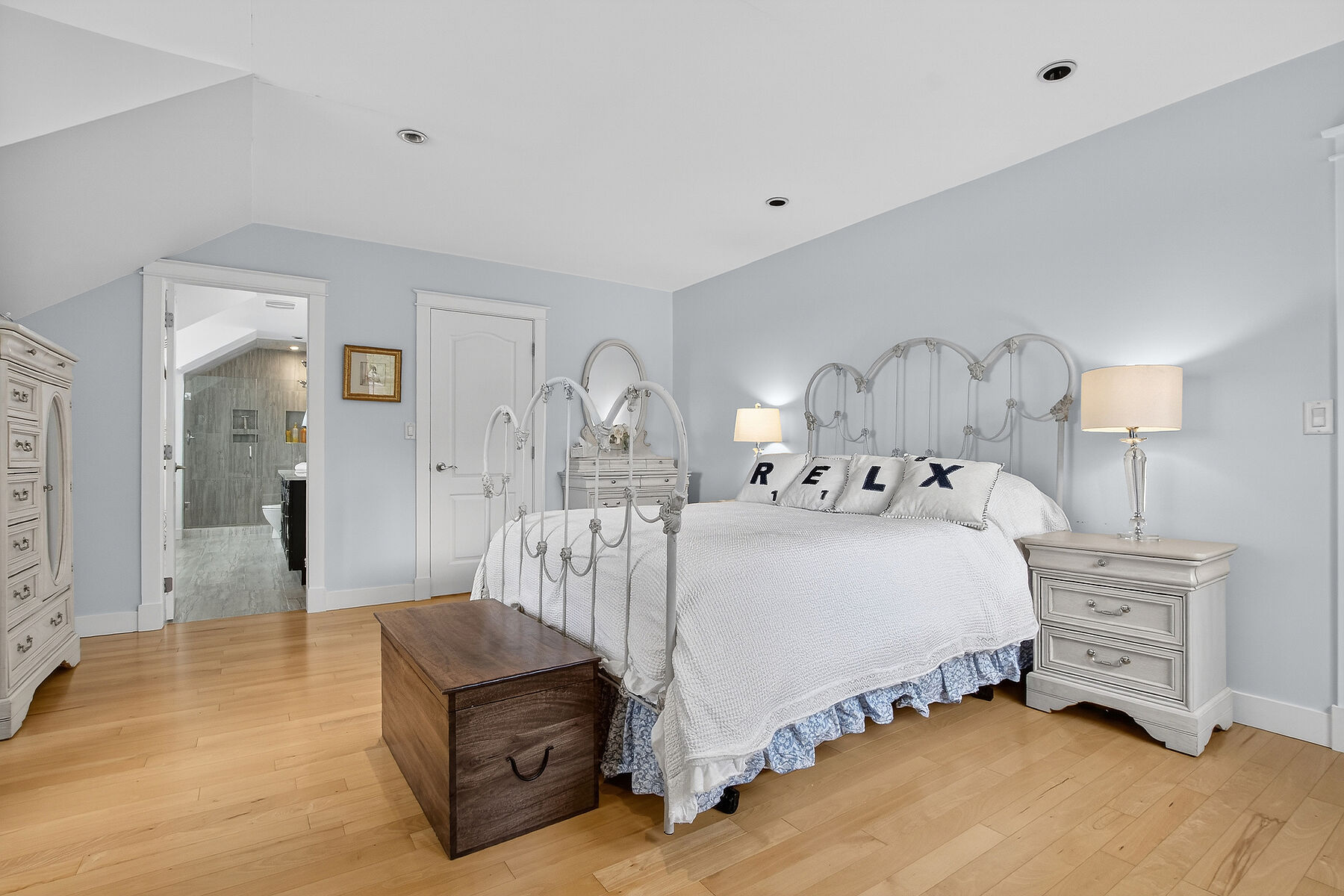  Ladysmith Bespoke Oceanfront - 物件實景