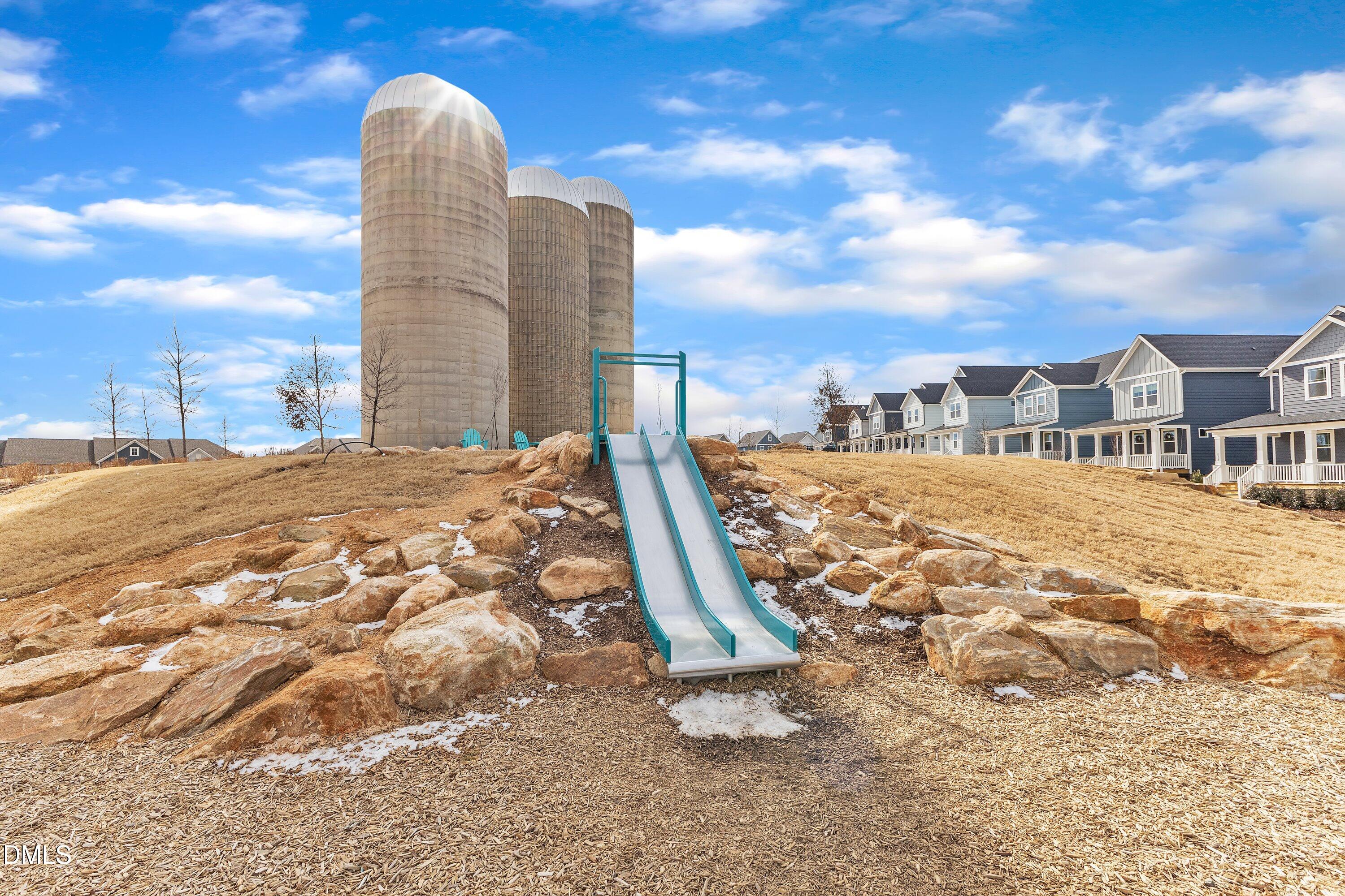 Wake Forest, North Carolina, 27587, United States, 4 Bedrooms Bedrooms, ,3 BathroomsBathrooms,Residential,For Sale,1994792