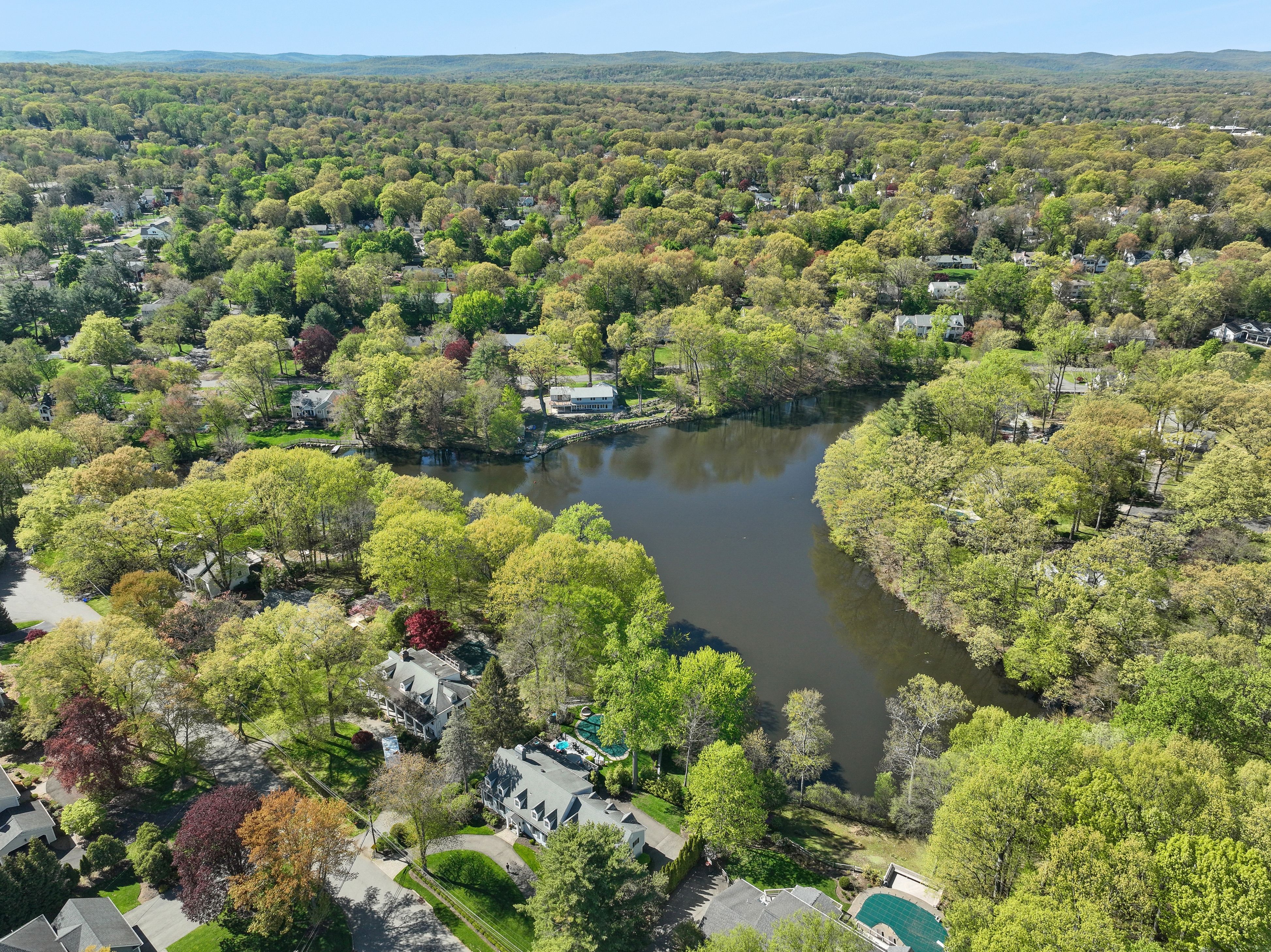  372 Lakeview Drive, Wyckoff, NJ 07481 - 物件實景
