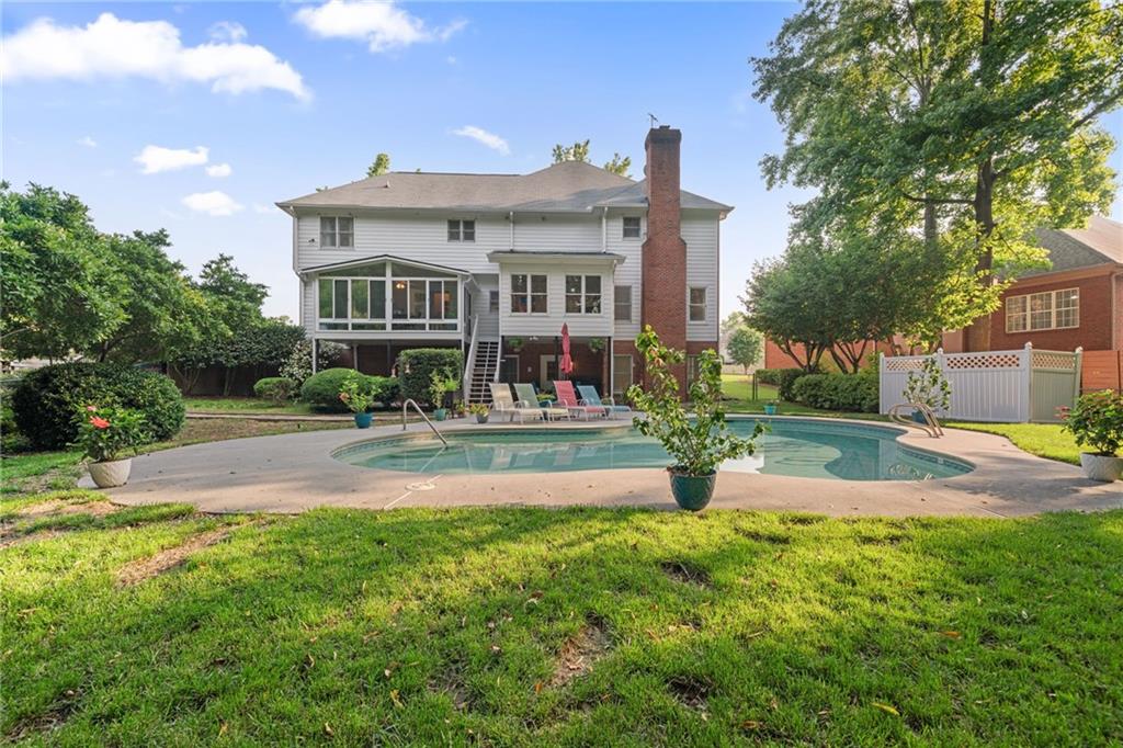 Loganville, Georgia, 30052, United States, 4 Bedrooms Bedrooms, ,4 BathroomsBathrooms,Residential,For Sale,1928293