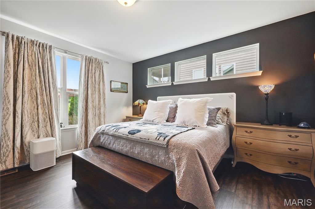 St Charles, Missouri, 63301, United States, 4 Bedrooms Bedrooms, ,3 BathroomsBathrooms,Residential,For Sale,1997020