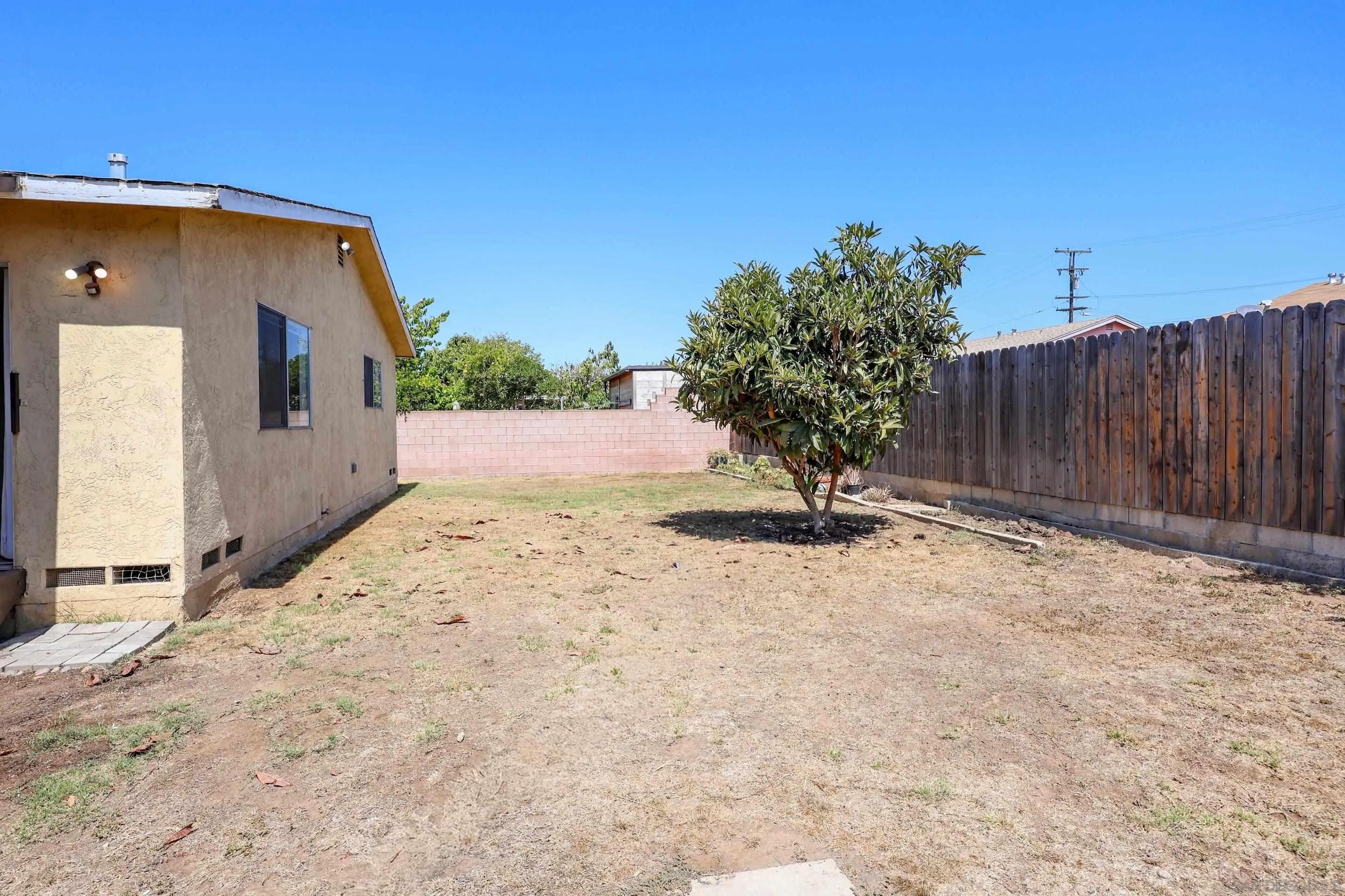 Chula Vista, California, 91910, United States, 3 Bedrooms Bedrooms, ,2 BathroomsBathrooms,Residential,For Sale,1916968