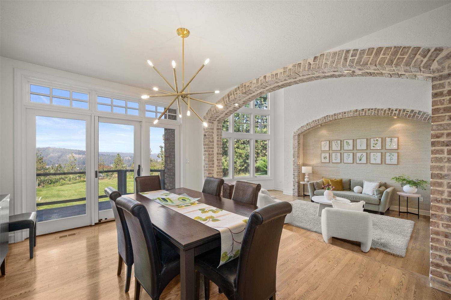 Spokane, Washington, 99223, United States, 6 Bedrooms Bedrooms, ,5 BathroomsBathrooms,Residential,For Sale,1978662