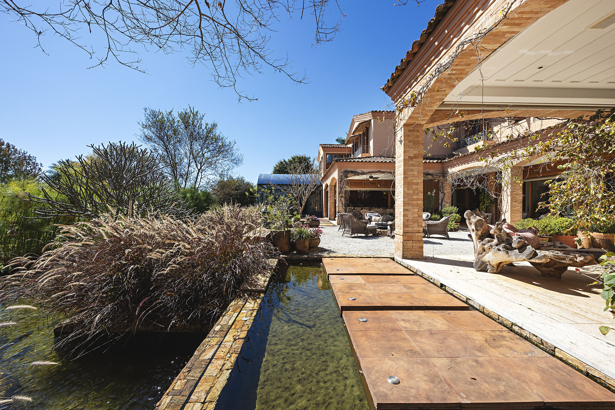  Tuscan-Style Residence in Quinta da Baroneza with an Exclusive Design - 物件實景