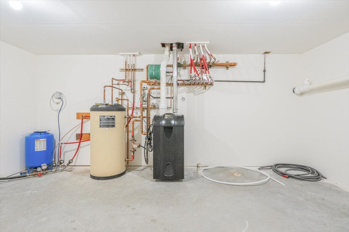 Whitehall, Montana, 59759, United States, 3 Bedrooms Bedrooms, ,2 BathroomsBathrooms,Residential,For Sale,2001954