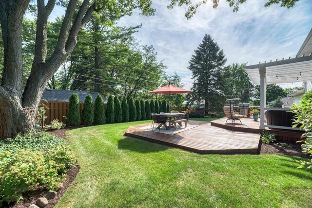 Medinah, Illinois, 60157, United States, 4 Bedrooms Bedrooms, ,4 BathroomsBathrooms,Residential,For Sale,1975518