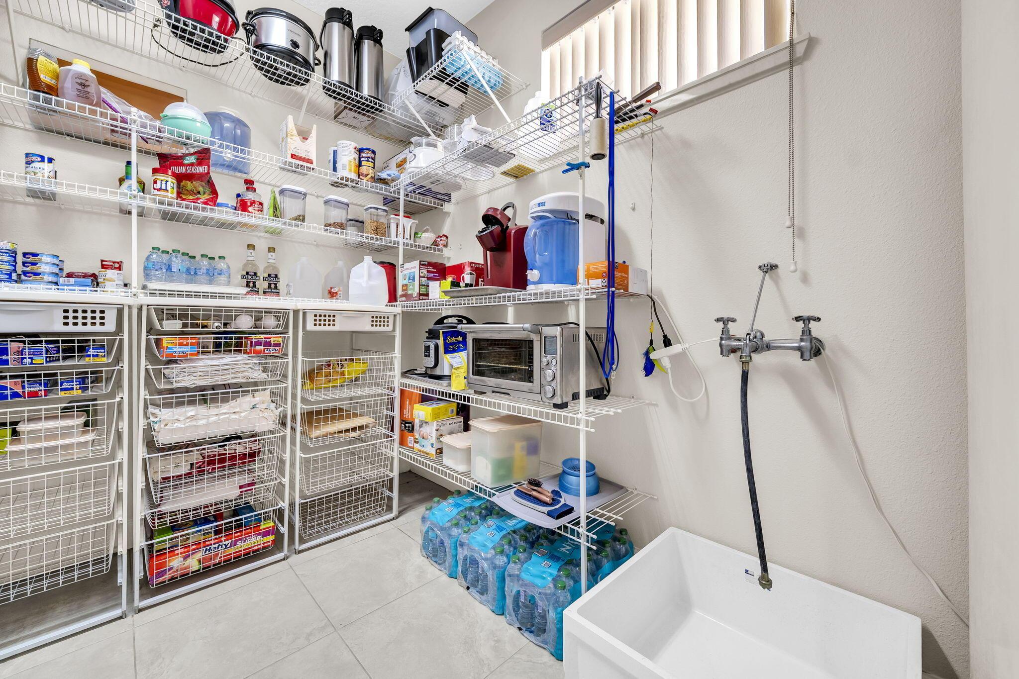 Fort Walton Beach, Florida, 32547, United States, 4 Bedrooms Bedrooms, ,4 BathroomsBathrooms,Residential,For Sale,2008970