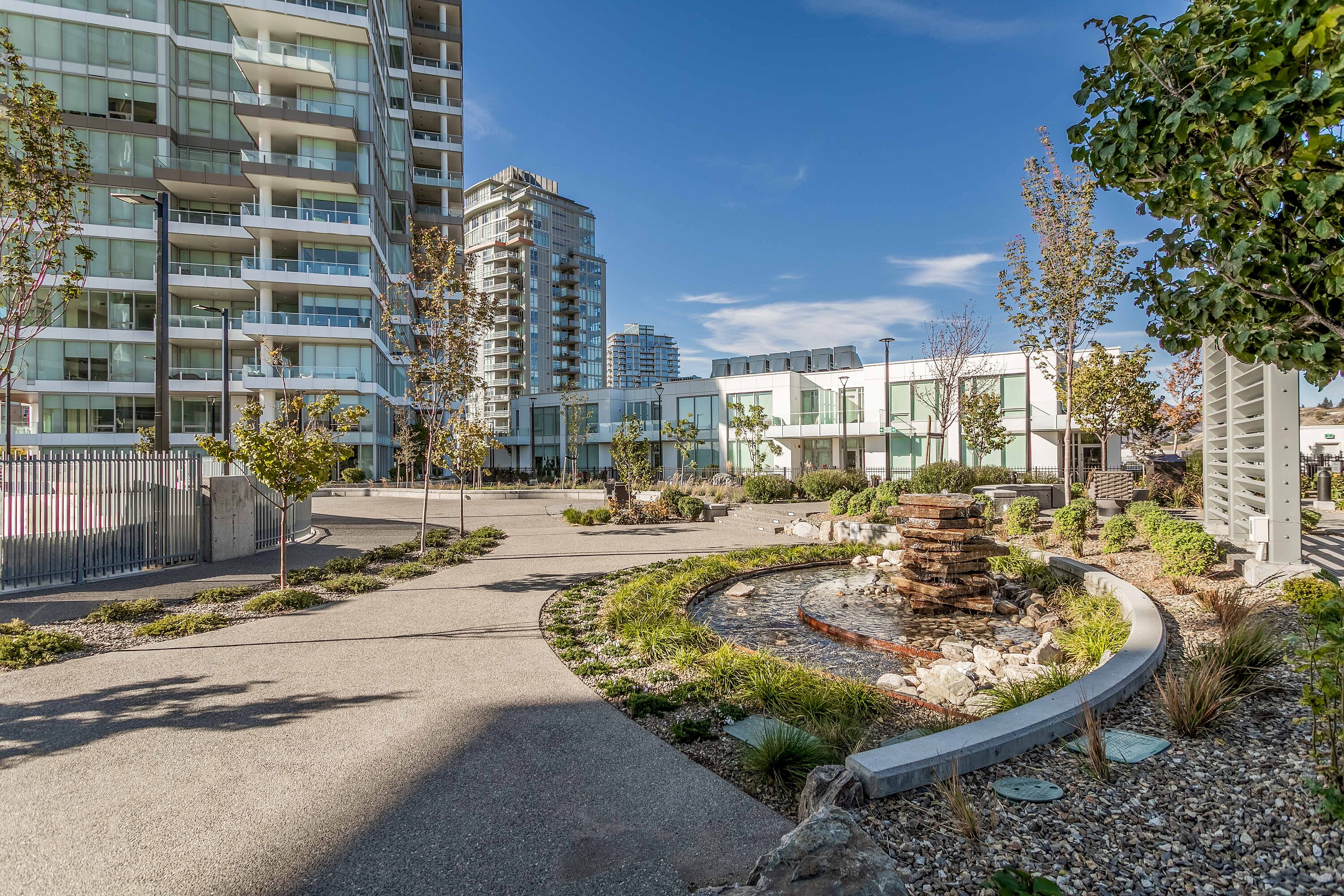  Unobstructed Views of the Lake - 物件實景