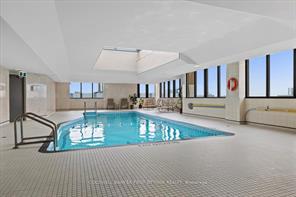 Ottawa, Ontario, K1R 7X2, CA, 2 Bedrooms Bedrooms, ,2 BathroomsBathrooms,Residential,For Sale,1925745