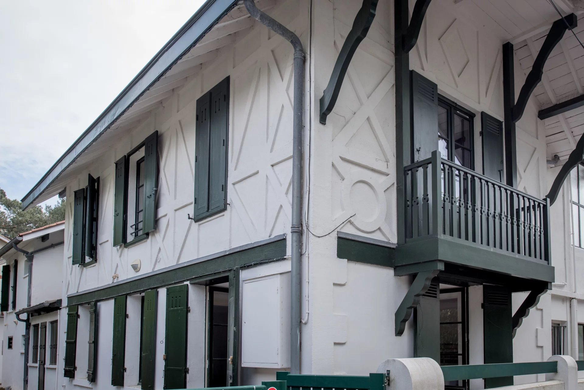 Arcachon, New Aquitaine, 33120, FR, 12 Bedrooms Bedrooms, ,6 BathroomsBathrooms,Residential,For Sale,1668784