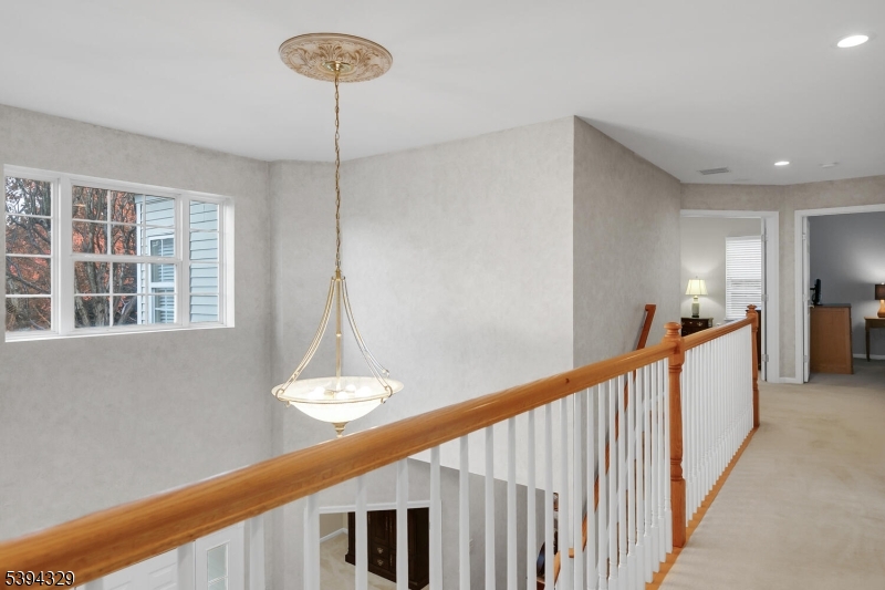 Bernards Twp., New Jersey, 07920, United States, 5 Bedrooms Bedrooms, ,3 BathroomsBathrooms,Residential,For Sale,1992949