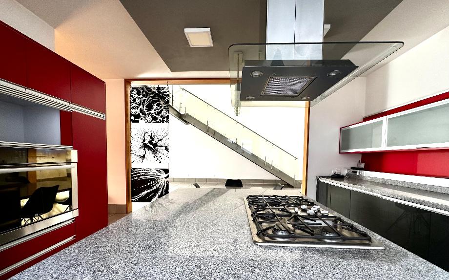 Zapopan, Jalisco, 45116, Mexico, 4 Bedrooms Bedrooms, ,6 BathroomsBathrooms,Residential,For Sale,1918860