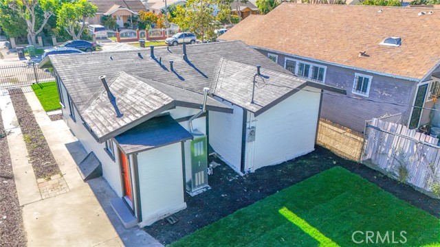 Los Angeles, California, 90044, United States, 2 Bedrooms Bedrooms, ,1 BathroomBathrooms,Residential,For Sale,2002532