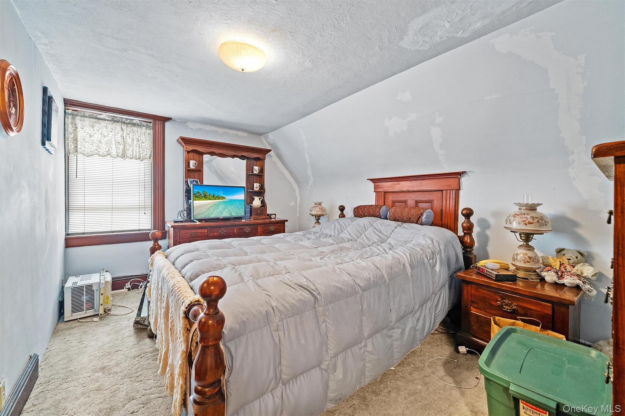 Garnerville, New York, 10923, United States, 3 Bedrooms Bedrooms, ,2 BathroomsBathrooms,Residential,For Sale,1973978