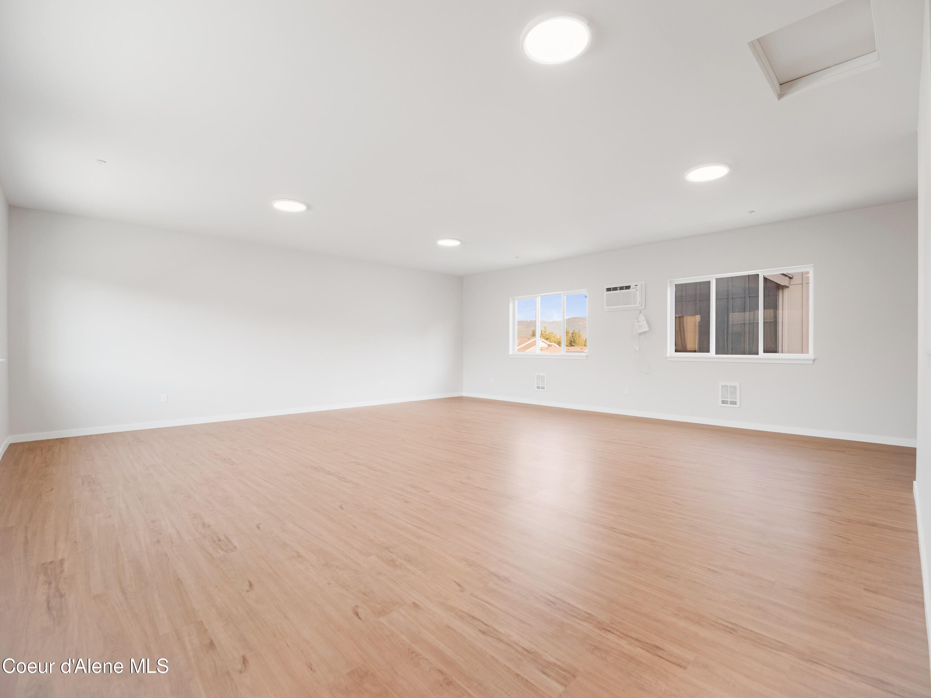 Post Falls, Idaho, 83854, United States, 3 Bedrooms Bedrooms, ,2 BathroomsBathrooms,Residential,For Sale,1895750