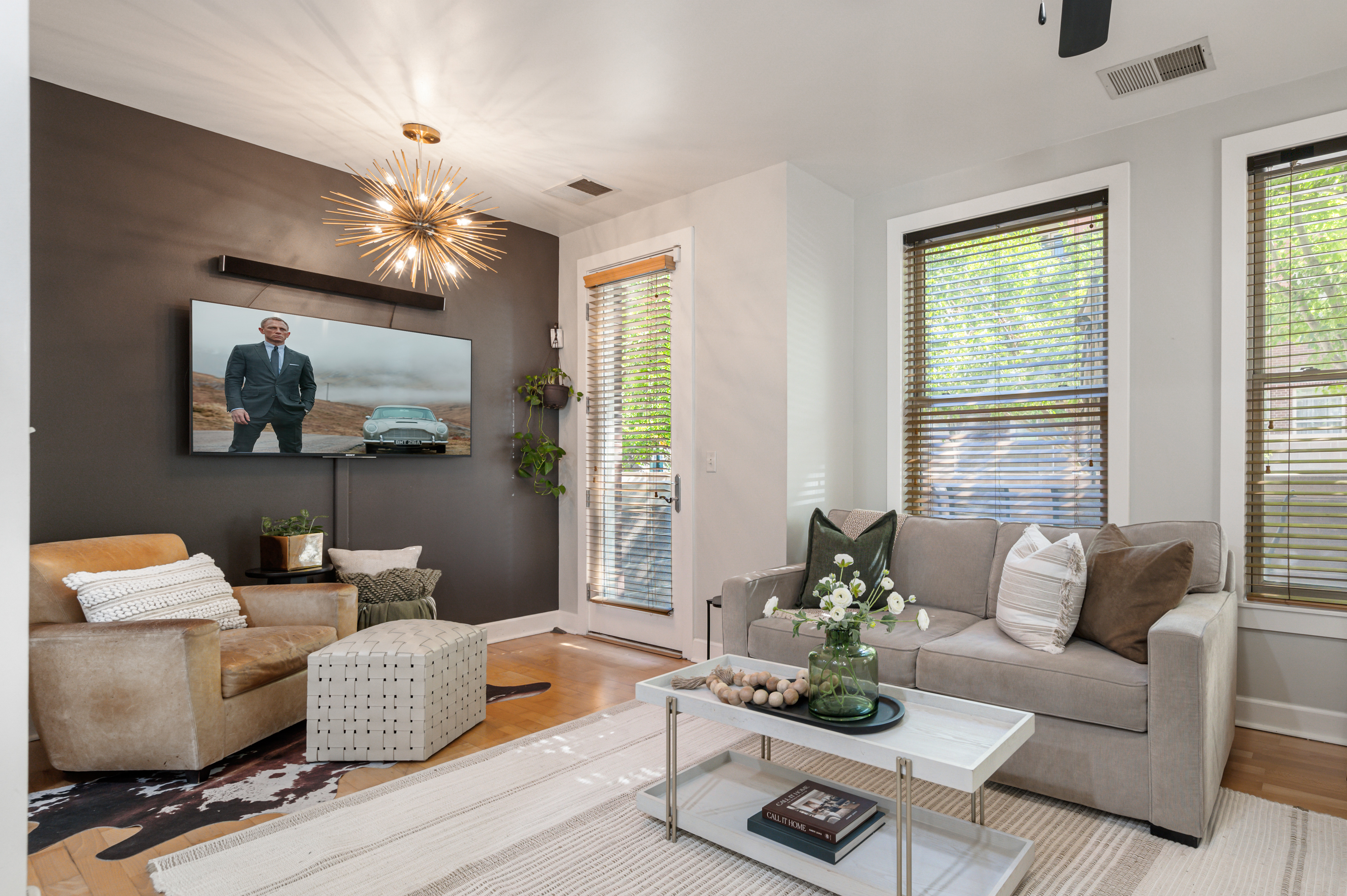  Spacious 1-Bedroom Main Floor Condo in a Prime Location - 物件實景