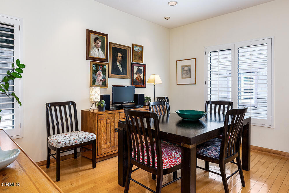 Pasadena, California, 91106, United States, 2 Bedrooms Bedrooms, ,3 BathroomsBathrooms,Residential,For Sale,1934592