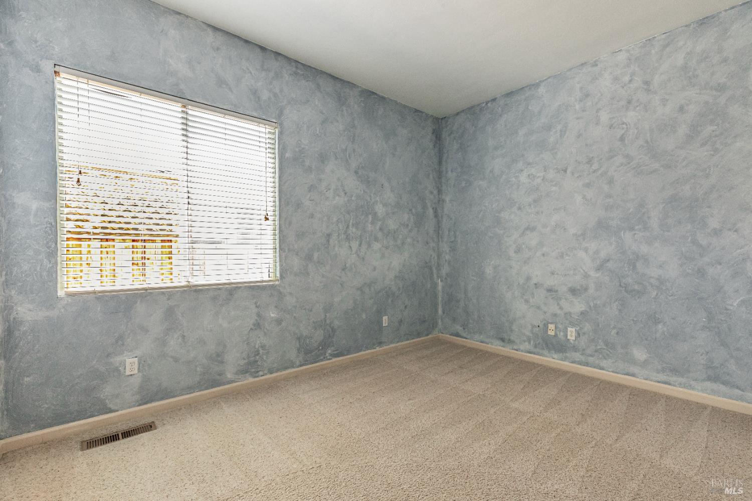 Santa Rosa, California, 95403, United States, 3 Bedrooms Bedrooms, ,2 BathroomsBathrooms,Residential,For Sale,1868703