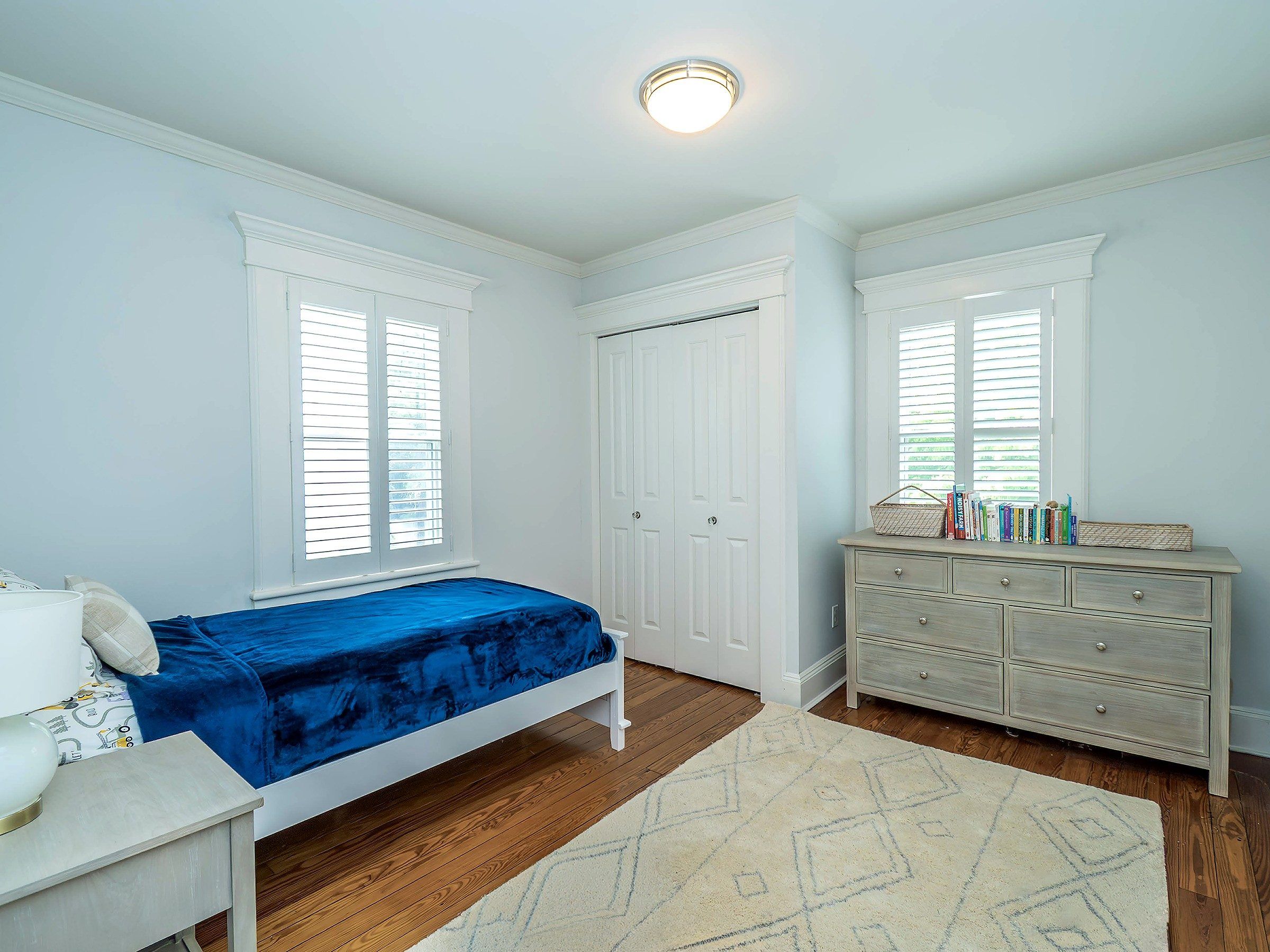  28 Monroe Street, Port Washington, NY, 11050 - 物件實景