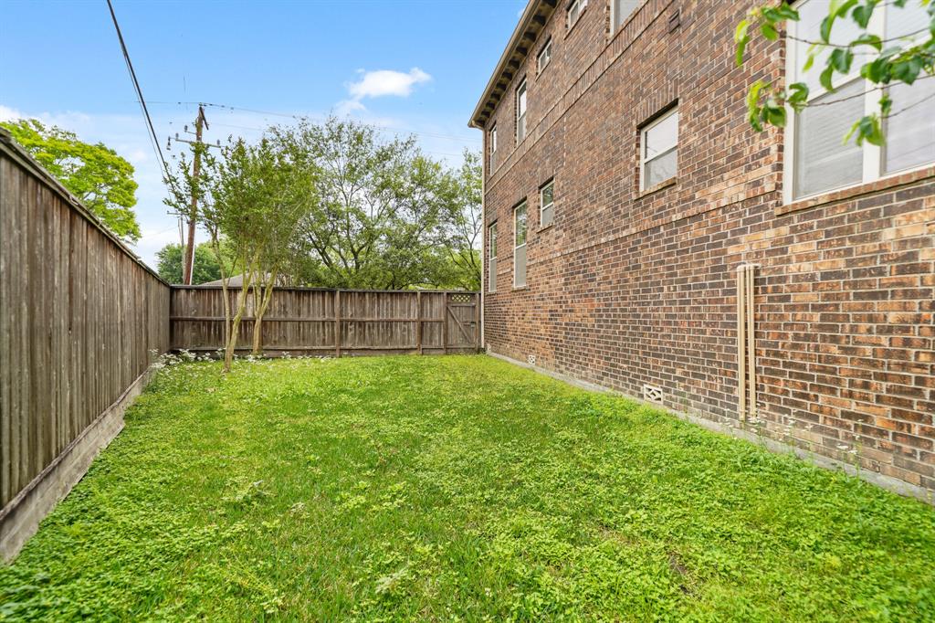 Houston, Texas, 77096, United States, 4 Bedrooms Bedrooms, ,6 BathroomsBathrooms,Residential,For Sale,1827201
