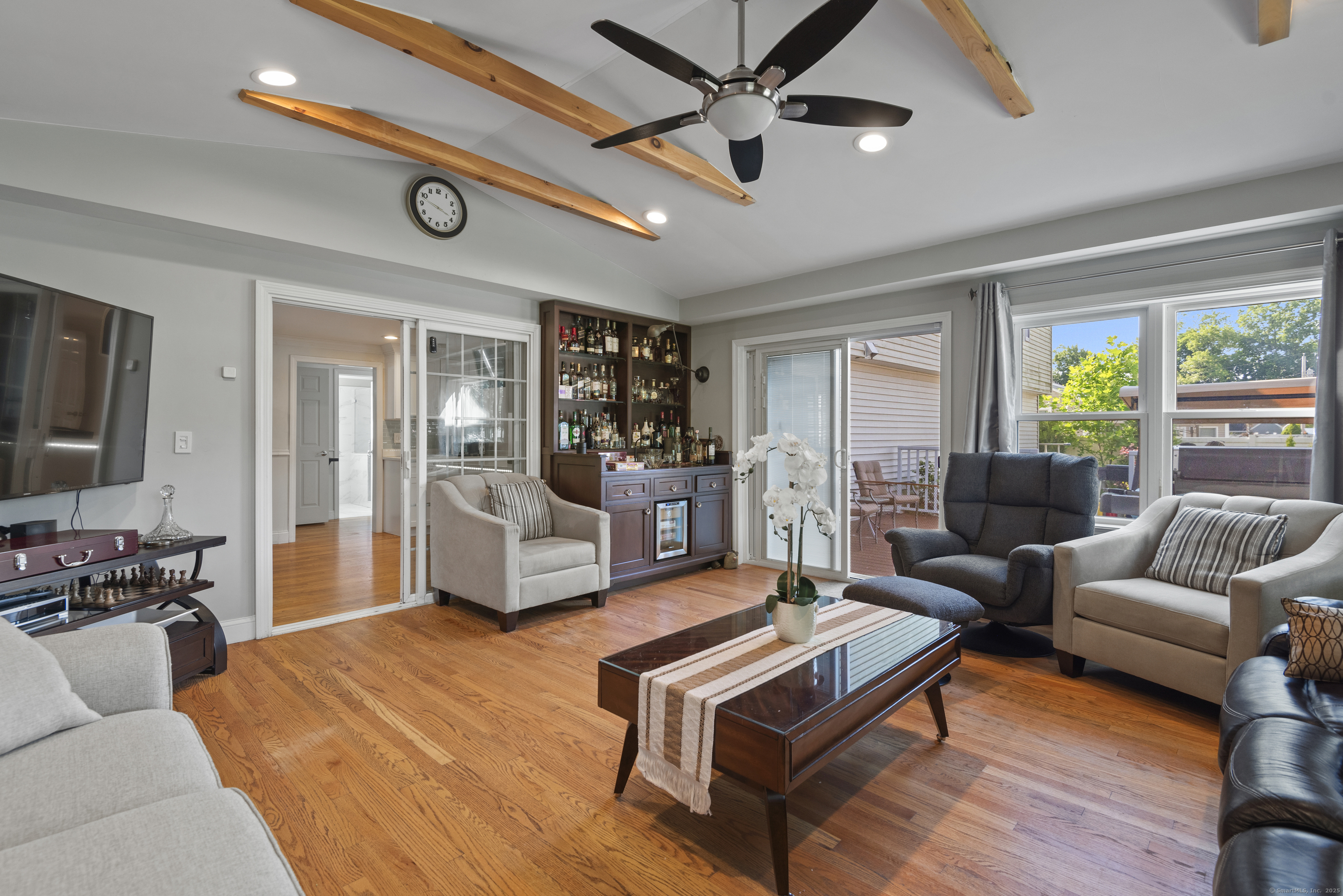 Milford, Connecticut, 06460, United States, 4 Bedrooms Bedrooms, ,3 BathroomsBathrooms,Residential,For Sale,1848853