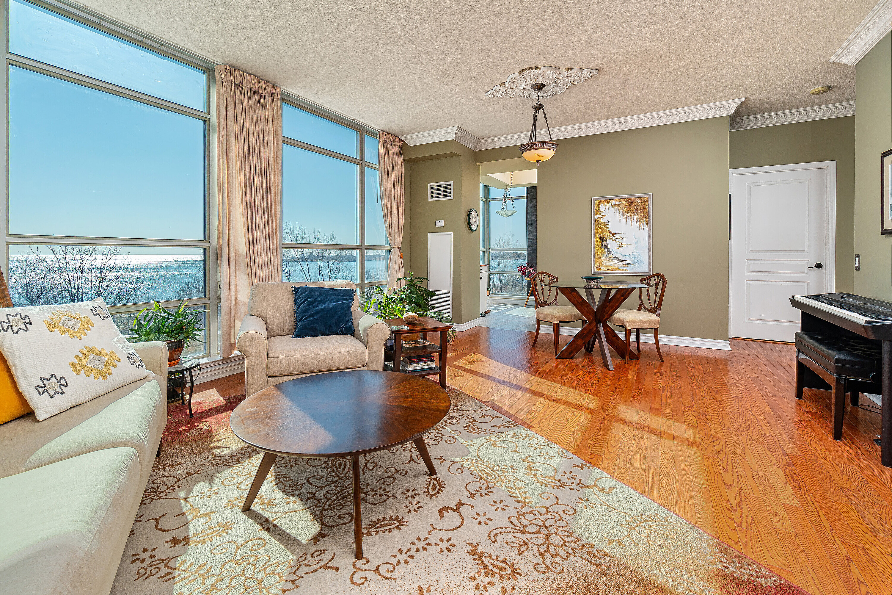  Stunning Waterfront Condo - 物件實景