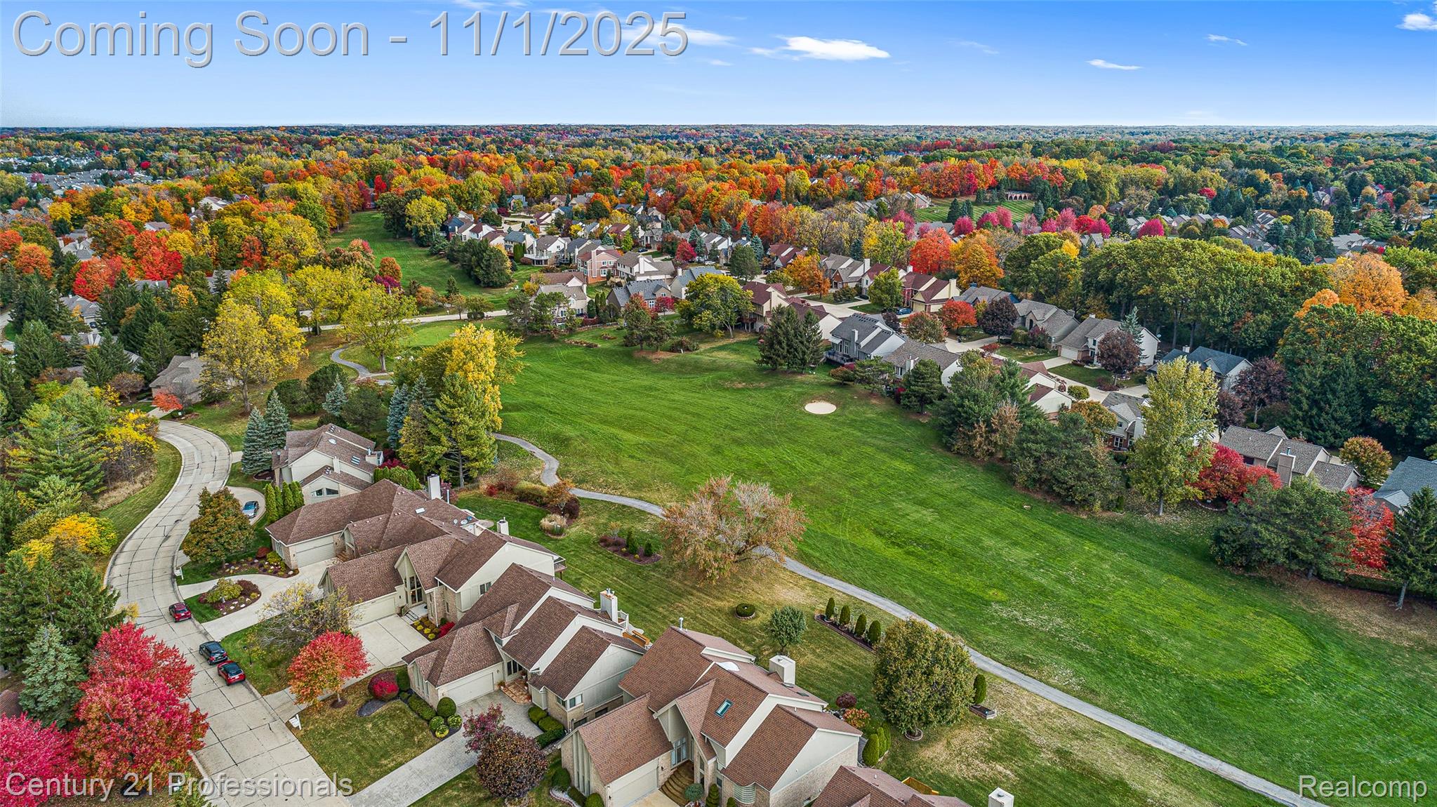 FarmingtonHills, Michigan, 48331, United States, 3 Bedrooms Bedrooms, ,3 BathroomsBathrooms,Residential,For Sale,1983371