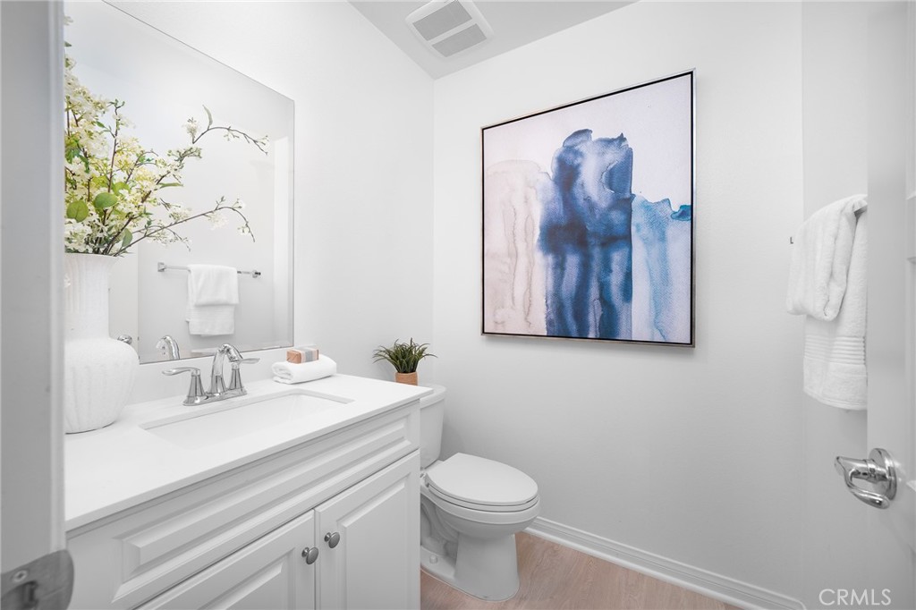 Irvine, California, 92614, United States, 3 Bedrooms Bedrooms, ,3 BathroomsBathrooms,Residential,For Sale,1988999