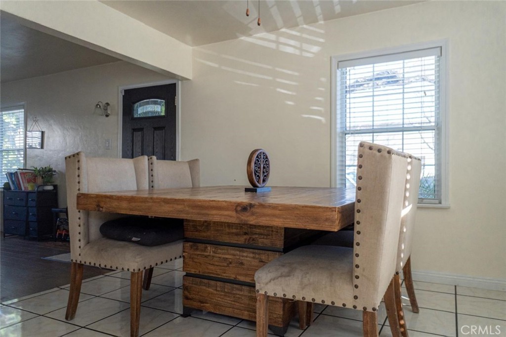 Long Beach, California, 90805, United States, 2 Bedrooms Bedrooms, ,2 BathroomsBathrooms,Residential,For Sale,2013081