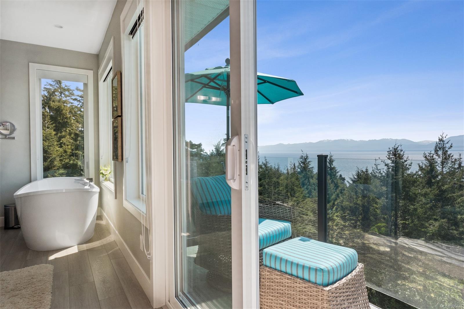SOOKE, British Columbia, V9Z 1L8, CA, 5 Bedrooms Bedrooms, ,Residential,For Sale,1876018
