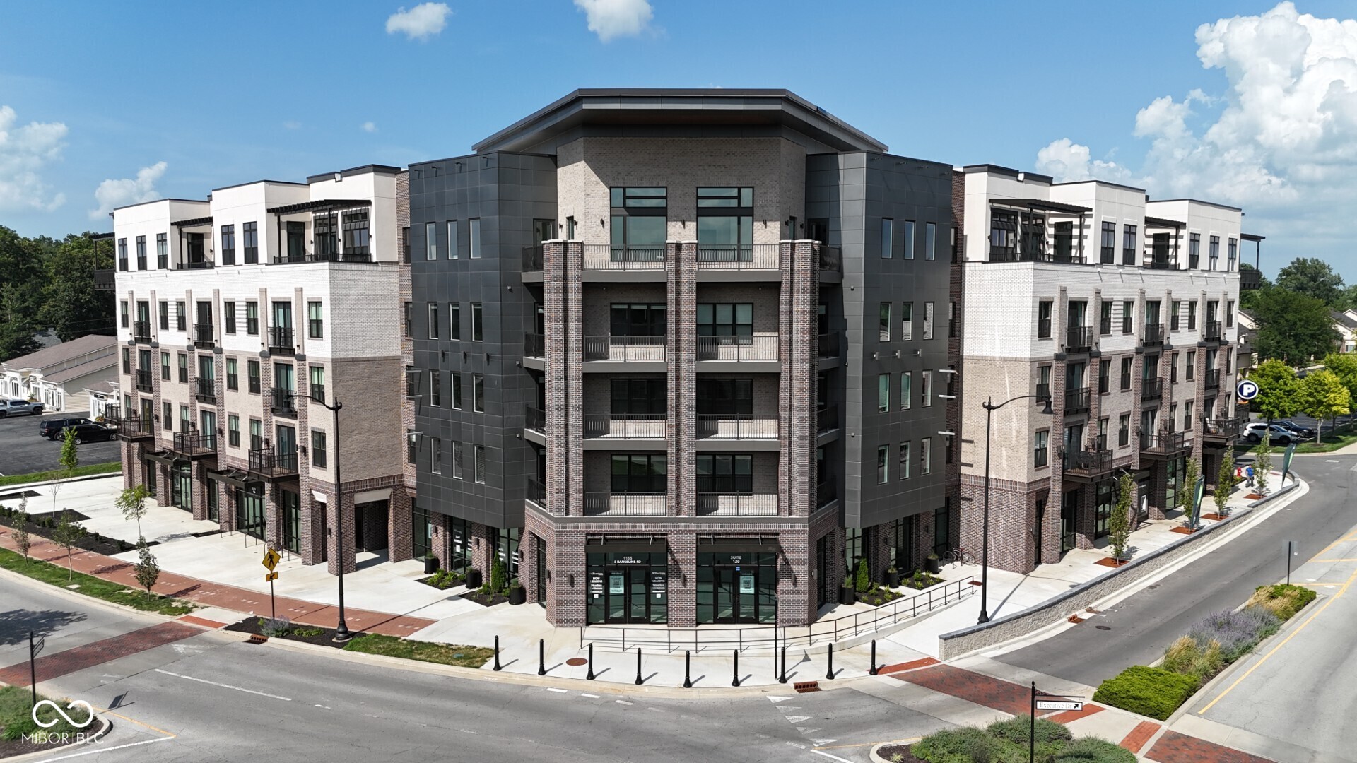 Carmel, Indiana, 46032, United States, 2 Bedrooms Bedrooms, ,3 BathroomsBathrooms,Residential,For Sale,1982696