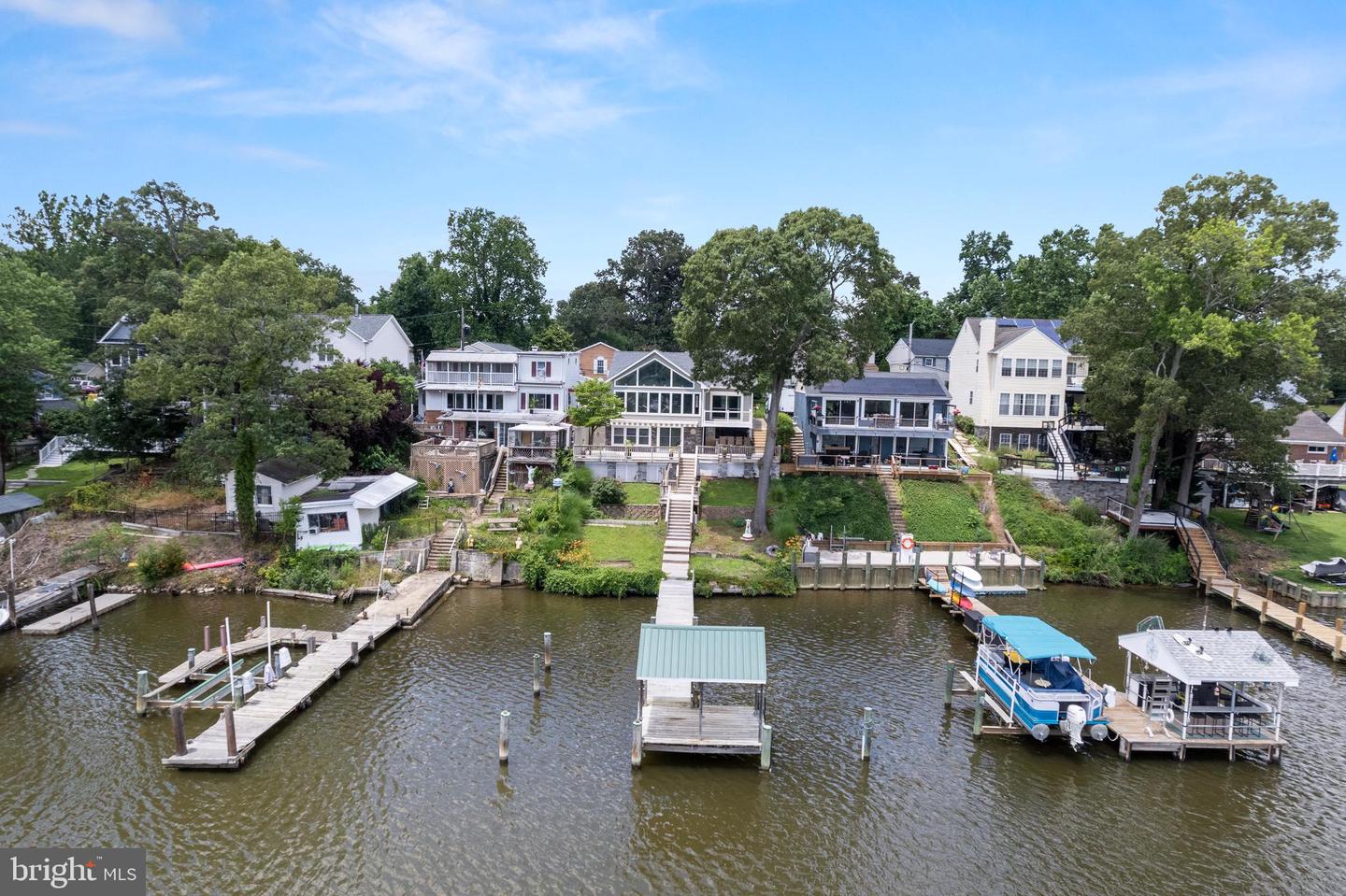 Glen Burnie, Maryland, 21060, United States, 2 Bedrooms Bedrooms, ,4 BathroomsBathrooms,Residential,For Sale,1867358