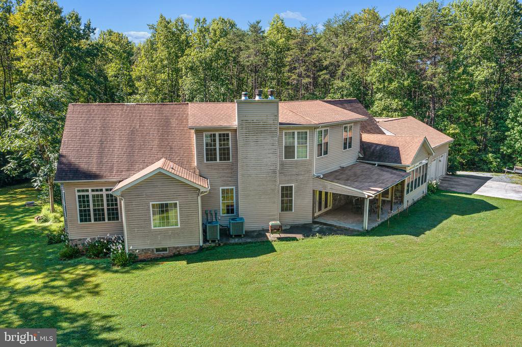 895 Stefaniga Road, Stafford, Virginia, 22556, United States, 4 Bedrooms Bedrooms, ,5 BathroomsBathrooms,Residential,For Sale,895 Stefaniga Road,1641488