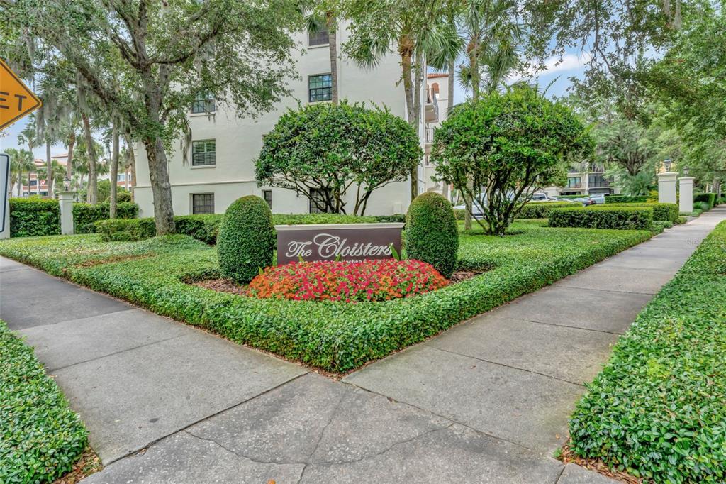 Winter Park, Florida, 32789, United States, 2 Bedrooms Bedrooms, ,1 BathroomBathrooms,Residential,For Sale,1794385