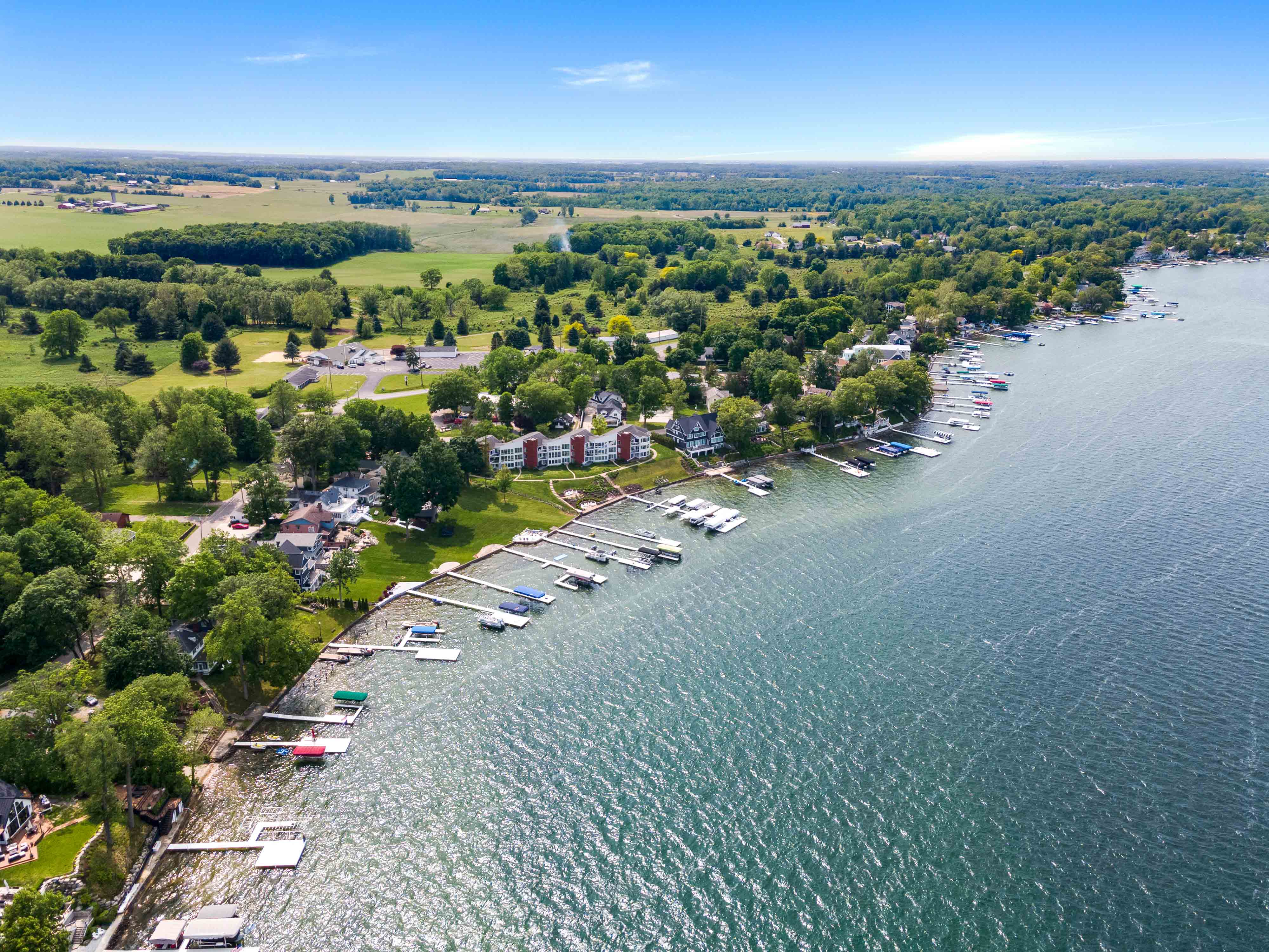  Three Bedroom Condo on Lake Wawasee with Private Boat Slip - 物件實景