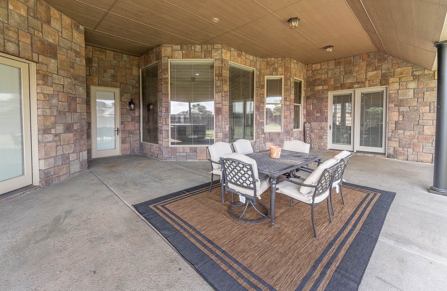 Lubbock, Texas, 79424, United States, 4 Bedrooms Bedrooms, ,4 BathroomsBathrooms,Residential,For Sale,1901178