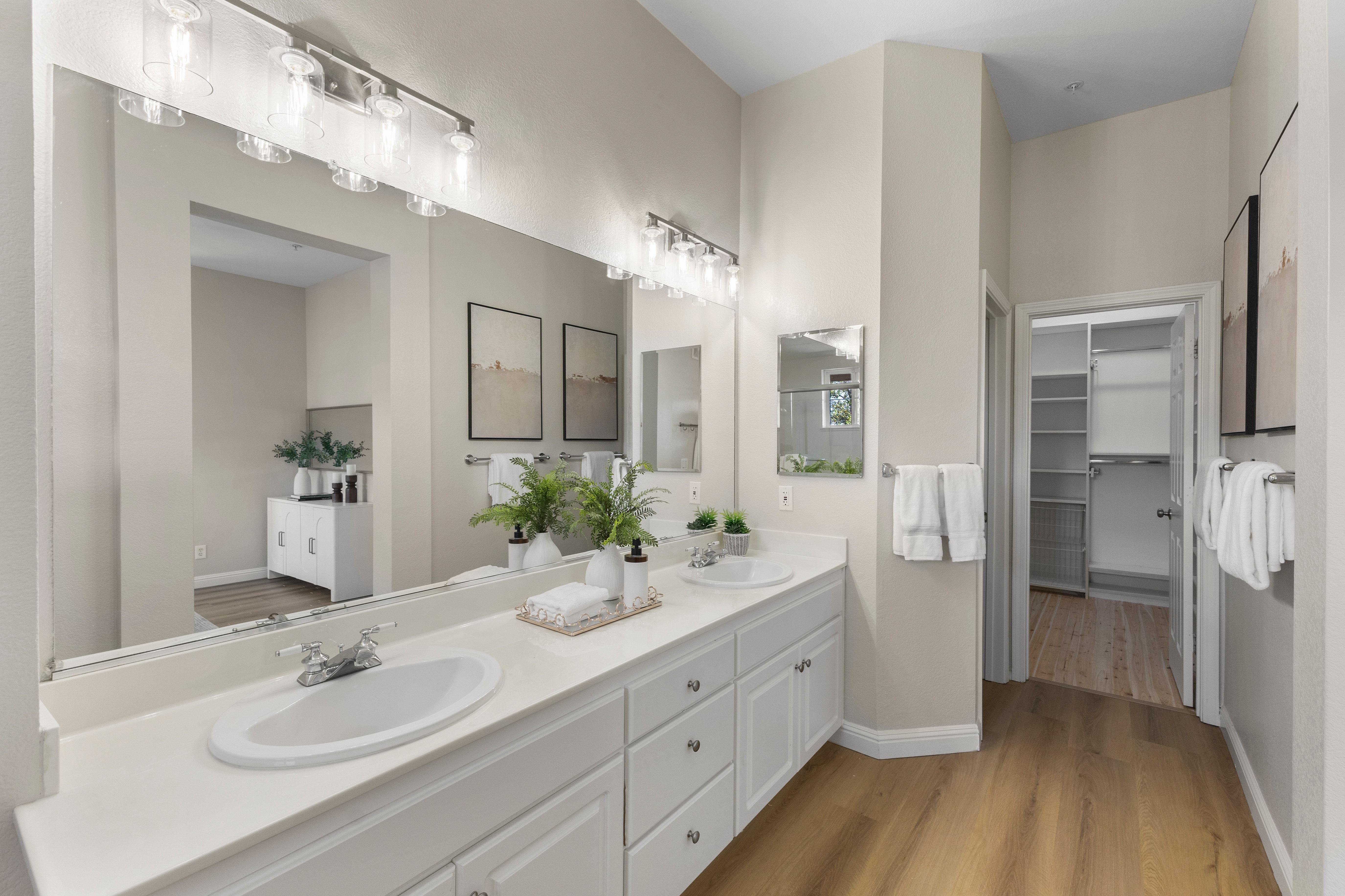  Move-In Ready San Ramon Townhome with Modern Updates - 物件實景